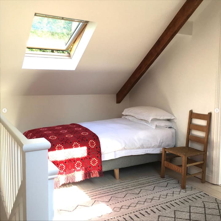 2. jednolôžko na odpočívadle