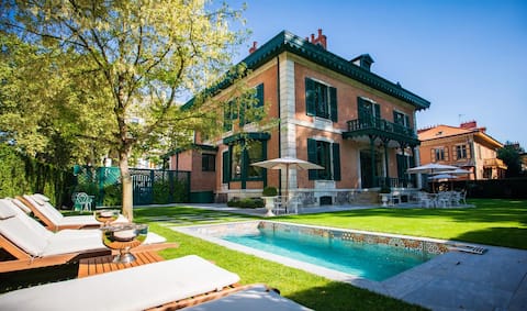 Villa - Chalet Clermont-Tonnerre with pool