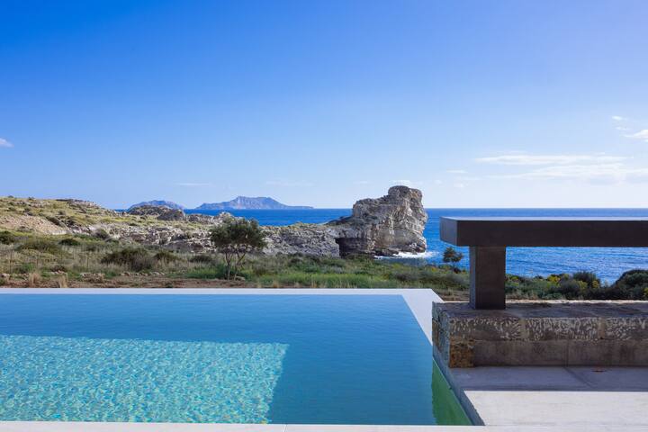 Villa Sea Crete, 3 BD, 2 BA, infinity pool gallery image 3