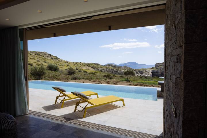 Villa Sea Crete, 3 BD, 2 BA, infinity pool gallery image 2