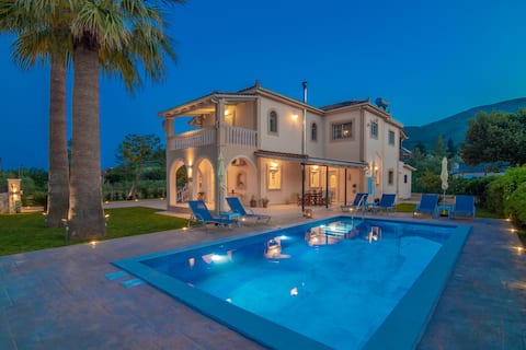 La Catalina Villa (for up to 20 guests)