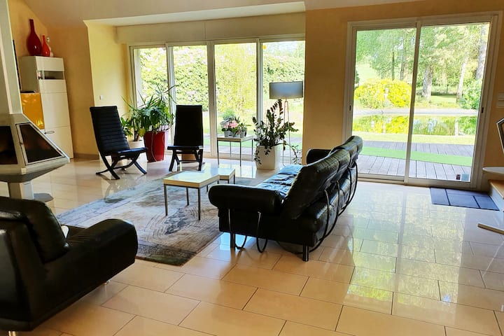 Maison Chaleureuse Avec Piscine - Rennes