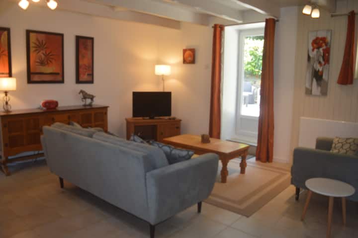 Maison En Pierre Ty Glycine, 2 Chambres - Bretagne