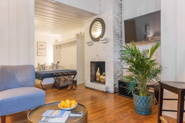 Lovely Studio | Walk To Prudential & Newbury St - Cambridge
