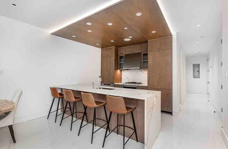 Luxurious Soho Apartment~ 3 Bedroom 2 Bathroom gallery image 4