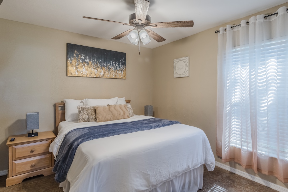 Likizo yenye amani yenye mashuka safi na mwanga mwingi