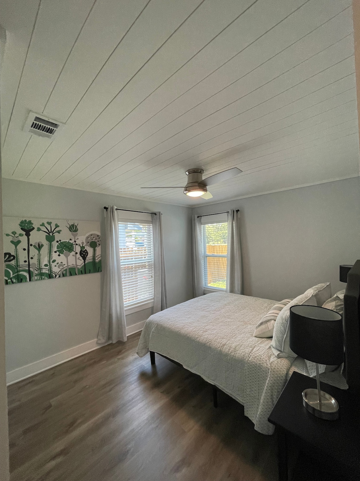 Kitanda cha ukubwa wa malkia