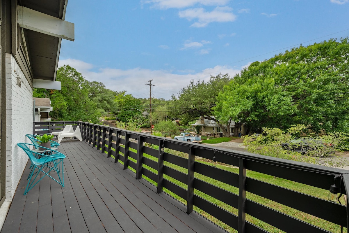 The Verde | Chic SoCo Retreat + Pet Friendly