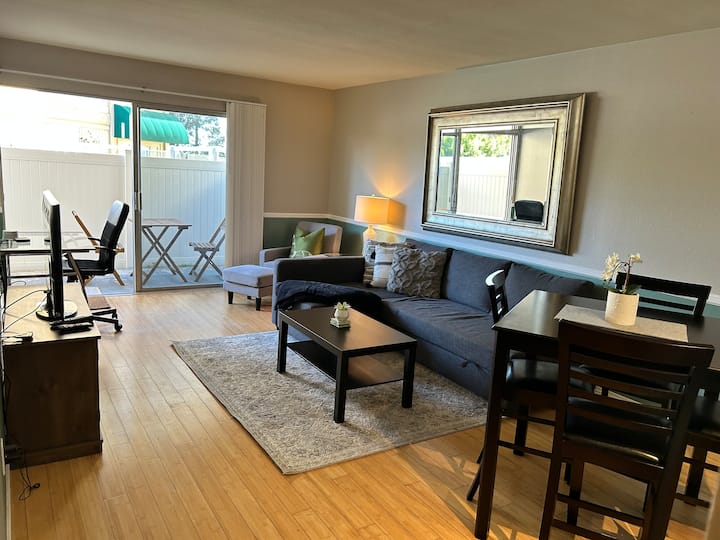 Chic Condo: Heart Of San Diego- Flexible Dates - San Diego, CA