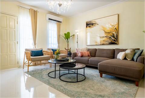 Siji Plemburan Vacation Home (Unit#1,Ground Floor)