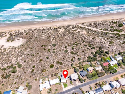 Cosy home with tennis court, WIFI and Netflix