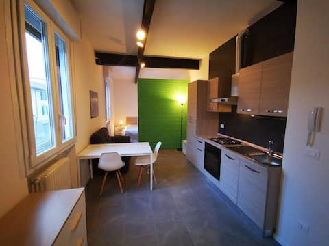 La Selice | Studio near the station