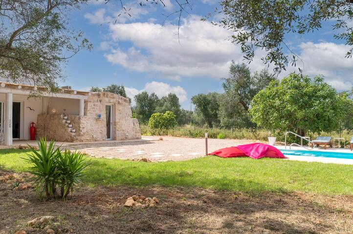 TRULLO DUE MARIA POUR 6 AVEC PISCINE gallery image 3