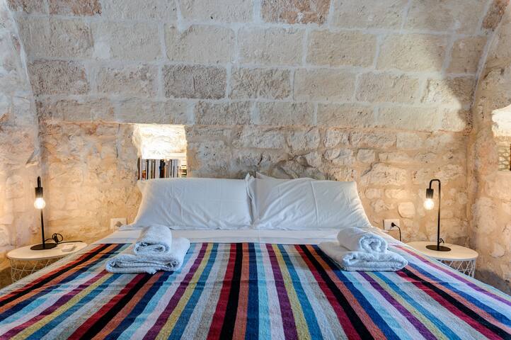 TRULLO DUE MARIA POUR 6 AVEC PISCINE gallery image 4