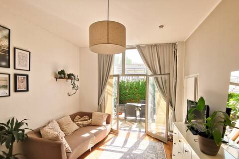 Beliebte Airbnb-Anzeige: Modern terrace apartment in a family area in Magdeburg