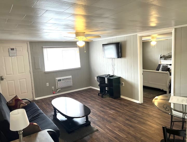 The Heritage Apt. 8 1 Bedroom 1 Bath Pets Allowed - 웨스트버지니아