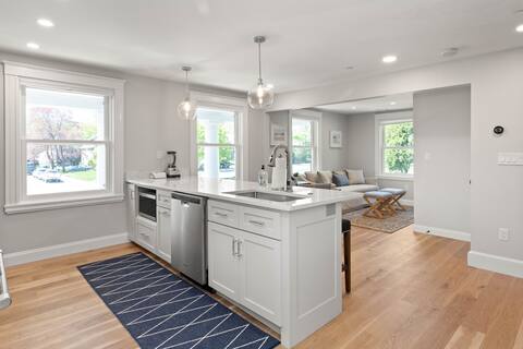 Amazing 2 BR 1.5 B Andover's Shawsheen Village