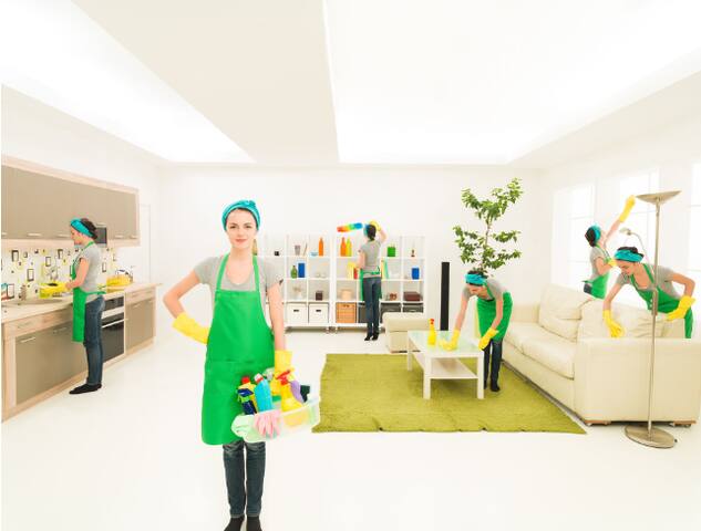 ★ 3BED ★ 2BATH ★ CITY CENTER ★ ROOFTOP TERRACE ★ gallery image 2