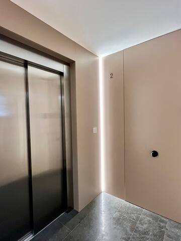 Reyes Católicos managed Airbnb listing 3
