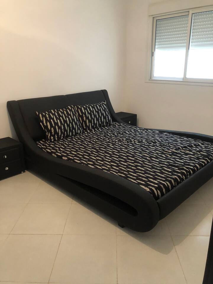 Chambre avec lit double 