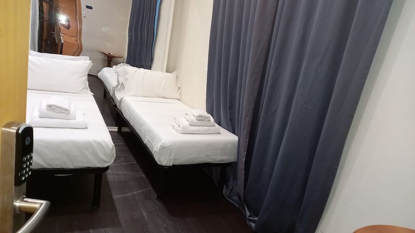 Vaticano Apartament – Via Catone 21 gallery image 4