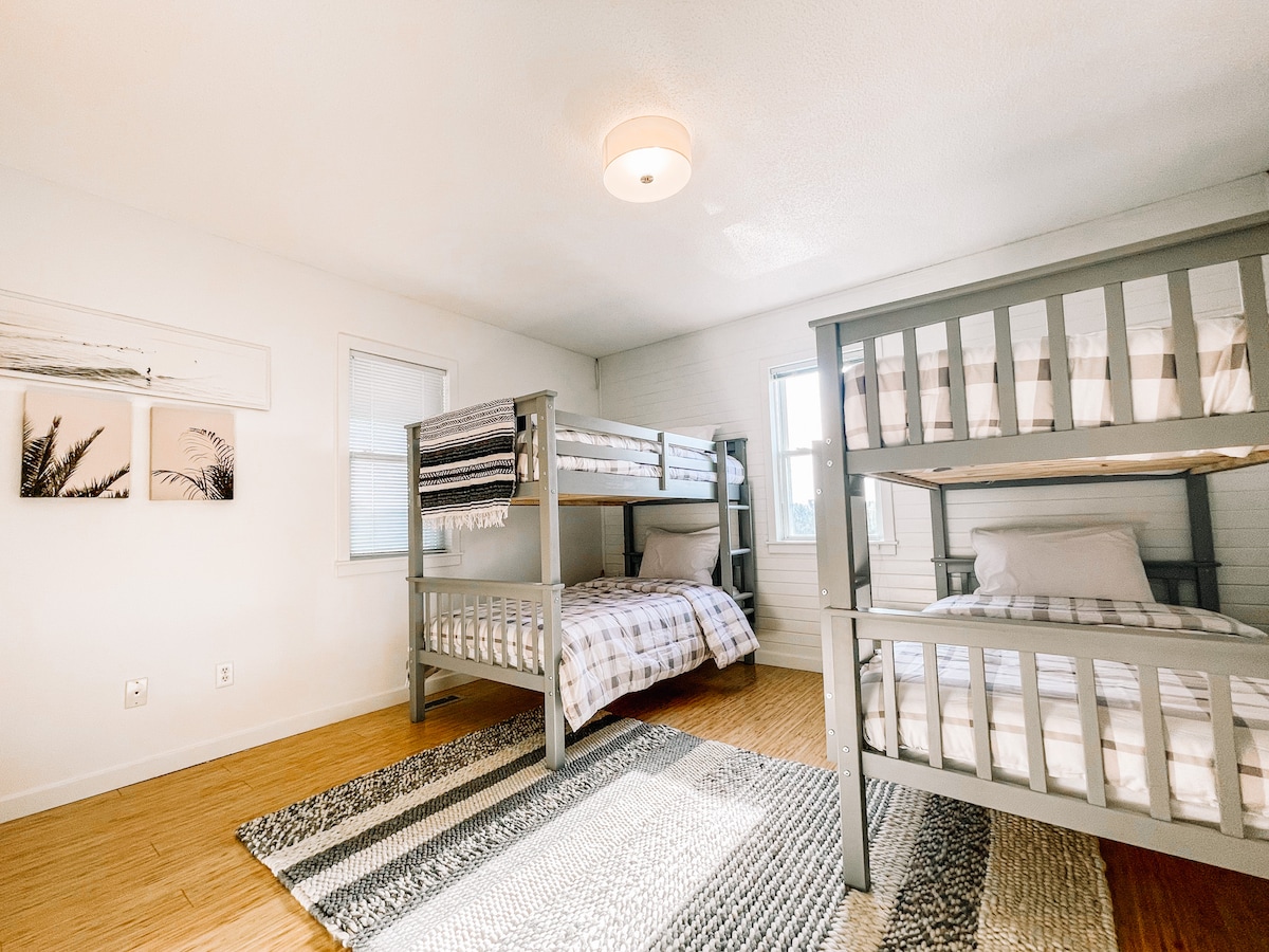 The fourth bedroom is a bunk room with two bunkbeds sets. All rooms have TVs