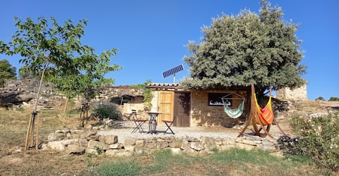 Successful Airbnb property: Tiny house in overwhelming surrounding in Teruel