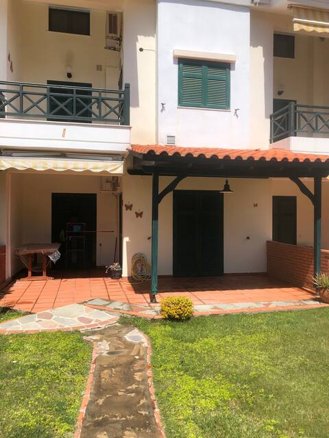 Seaside Apartment in Settlement10m from the sea.