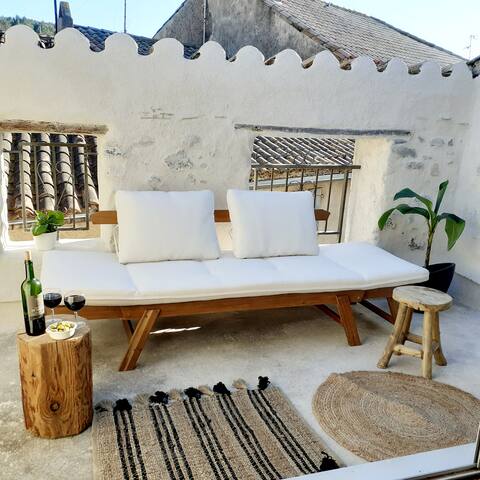 House in the Historic Center of Bize Minervois + Terrace