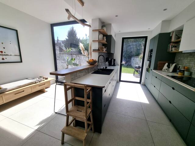 Magnifique maison d’architecte avec jardin ! gallery image 5