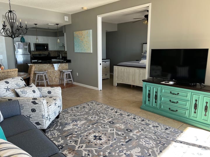 Beautiful Beach Front Phoenix Vii 2br/2ba Condo - Orange Beach, AL