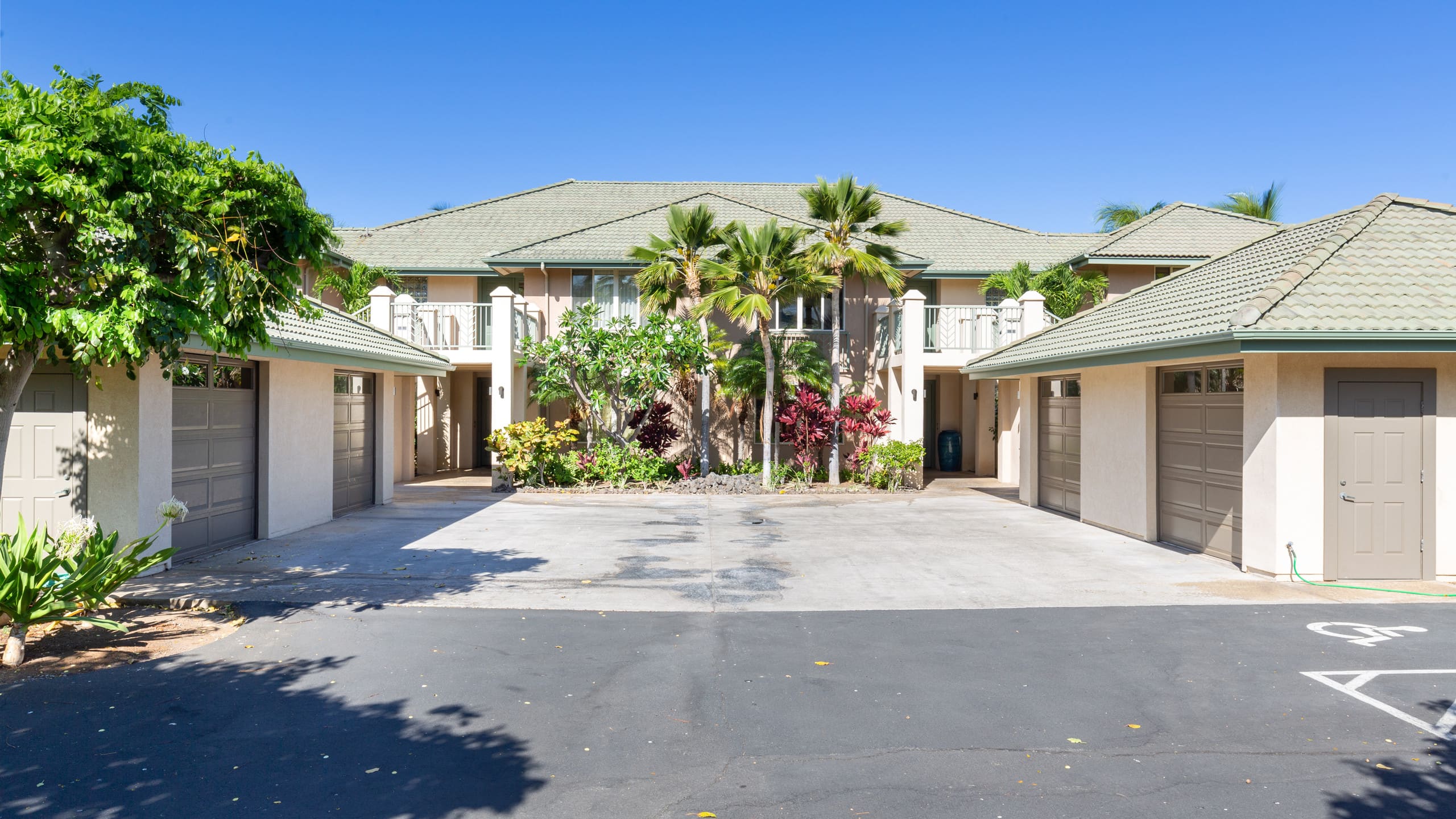 Condo in Waimea · ★4.93 · 3 bedrooms · 5 beds · 3 baths - Image 49