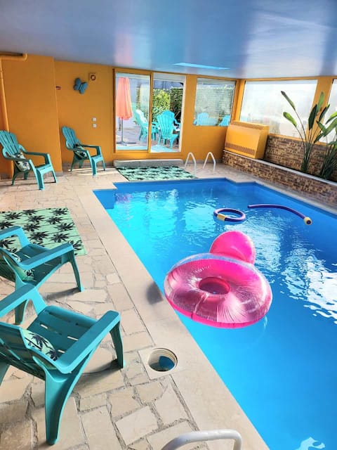 Luxury La Casa di Roma, disco, swimming pools, Disney.