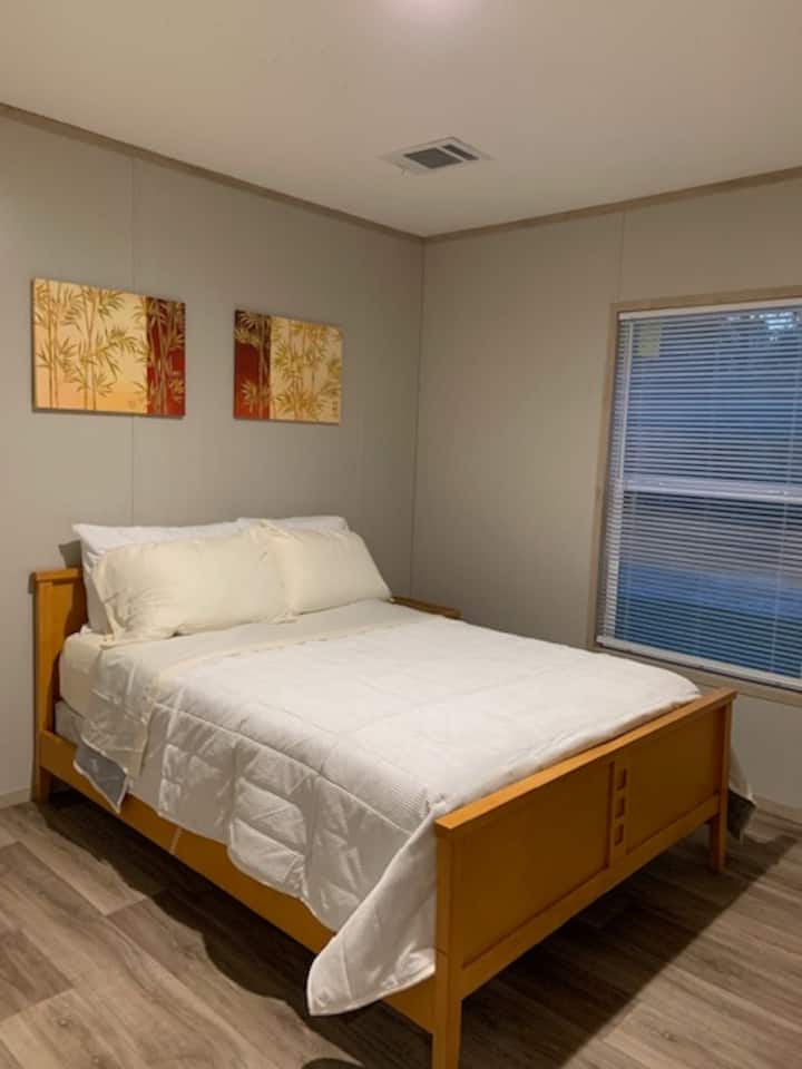 Bedroom #2 - Full bed