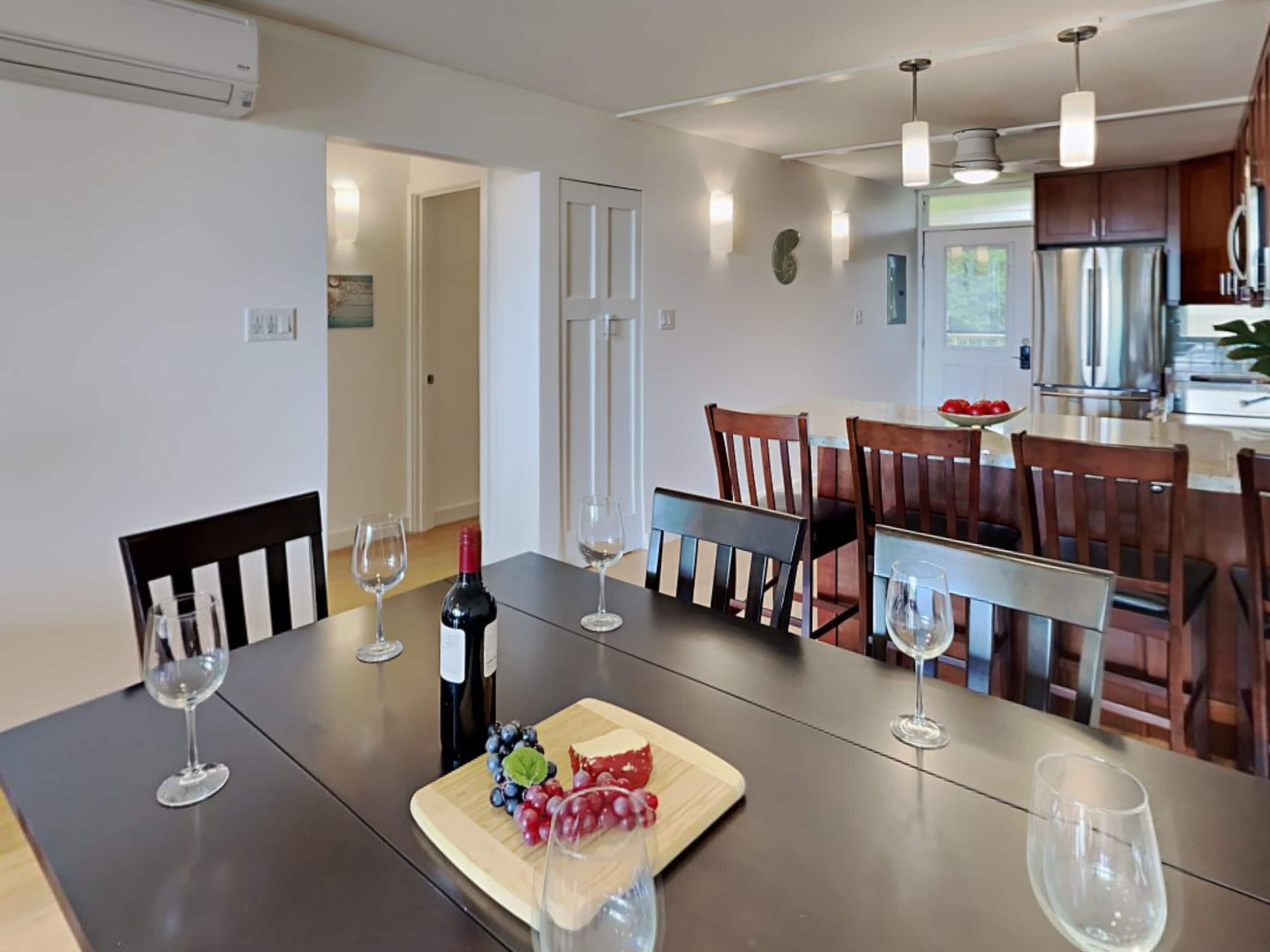 Condo in Kihei · ★4.94 · 2 bedrooms · 2 beds · 1 private bath - Image 12