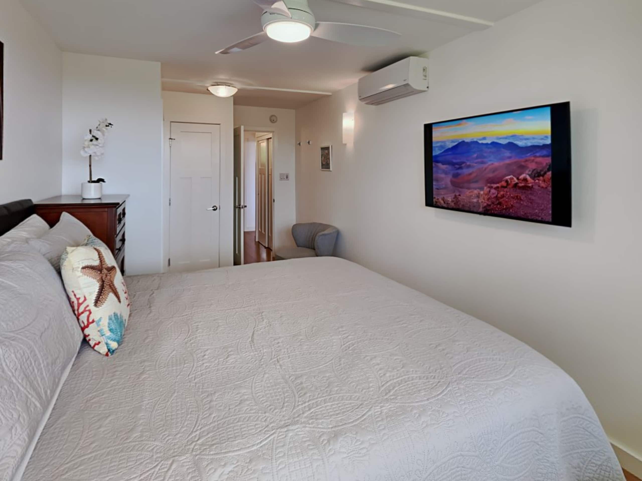 Condo in Kihei · ★4.94 · 2 bedrooms · 2 beds · 1 private bath - Image 15