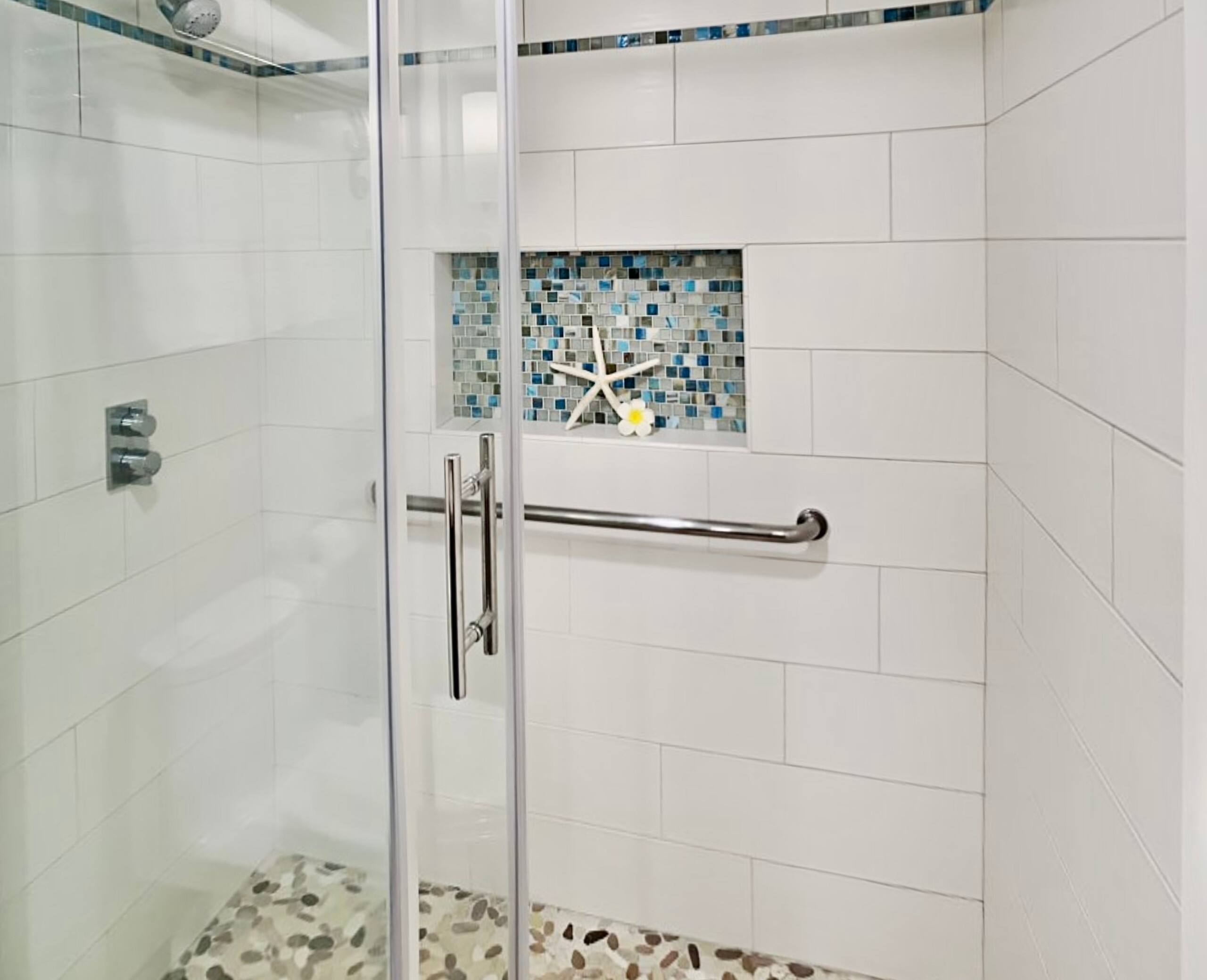 Condo in Kihei · ★4.94 · 2 bedrooms · 2 beds · 1 private bath - Image 19