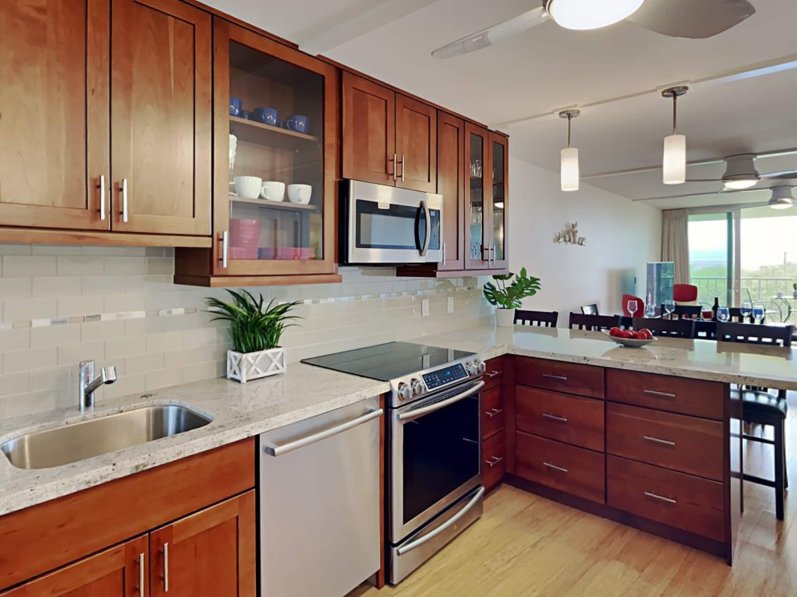 Condo in Kihei · ★4.94 · 2 bedrooms · 2 beds · 1 private bath - Image 8