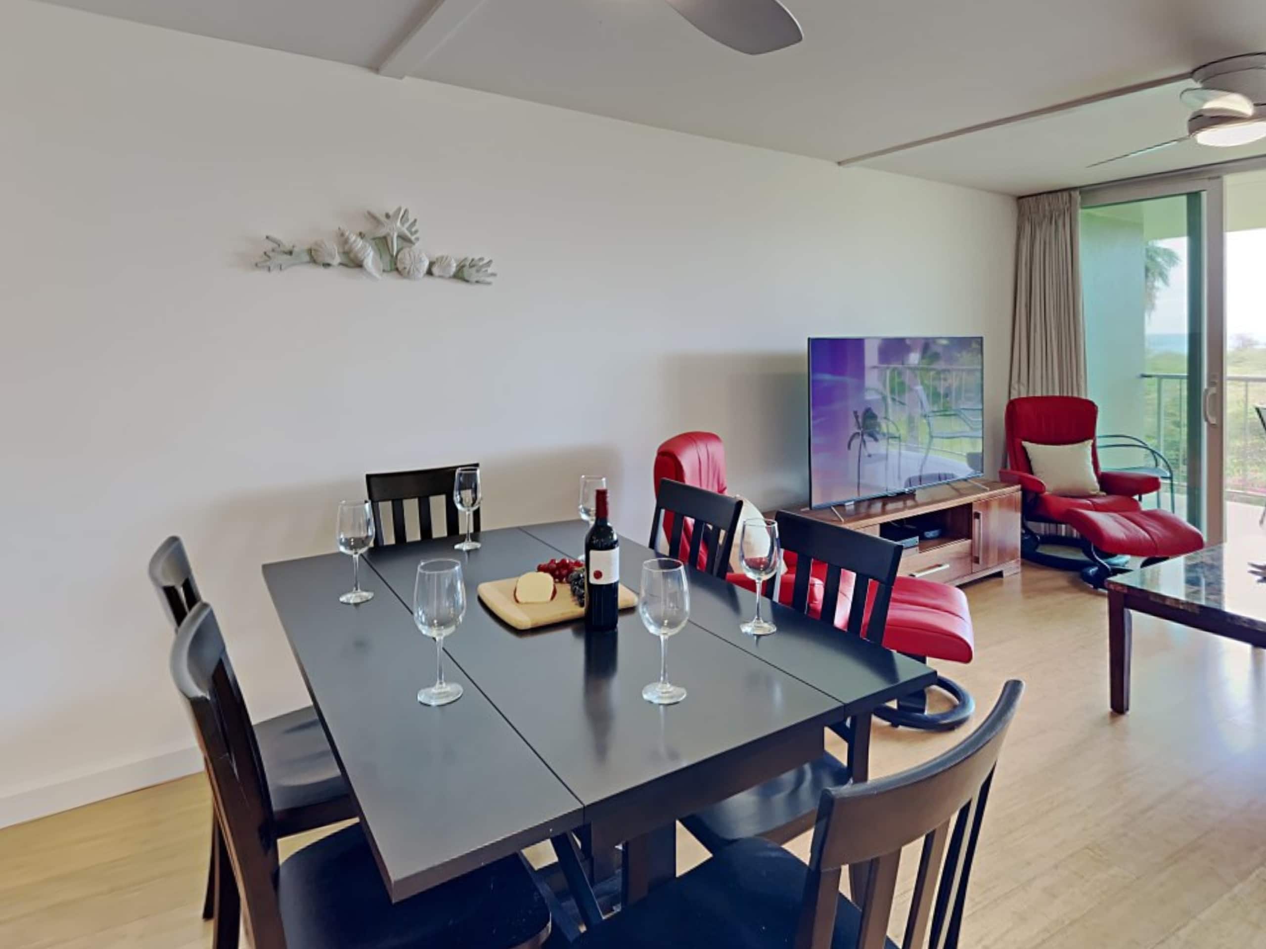 Condo in Kihei · ★4.94 · 2 bedrooms · 2 beds · 1 private bath - Image 11