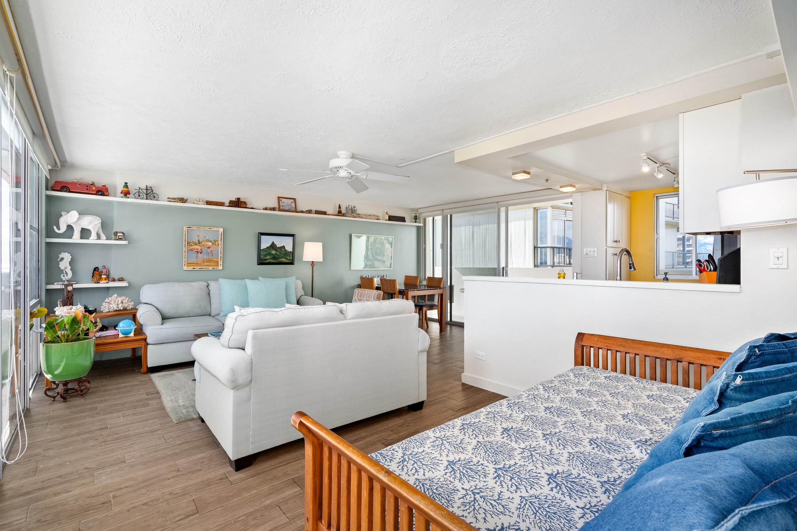 DHBH 1001 Enjoy our Waikiki slice of Paradise - Image 6