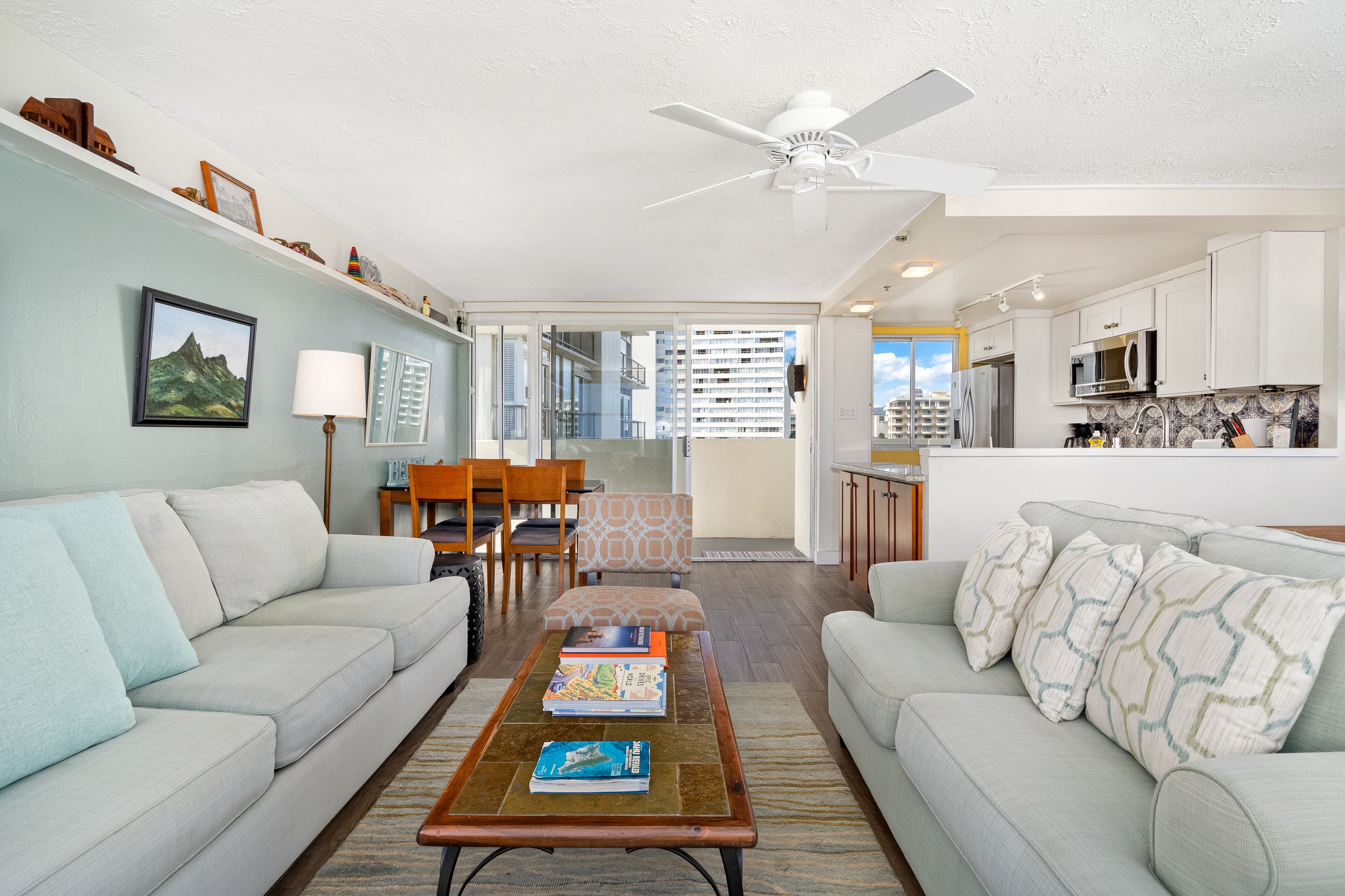 DHBH 1001 Enjoy our Waikiki slice of Paradise - Image 2