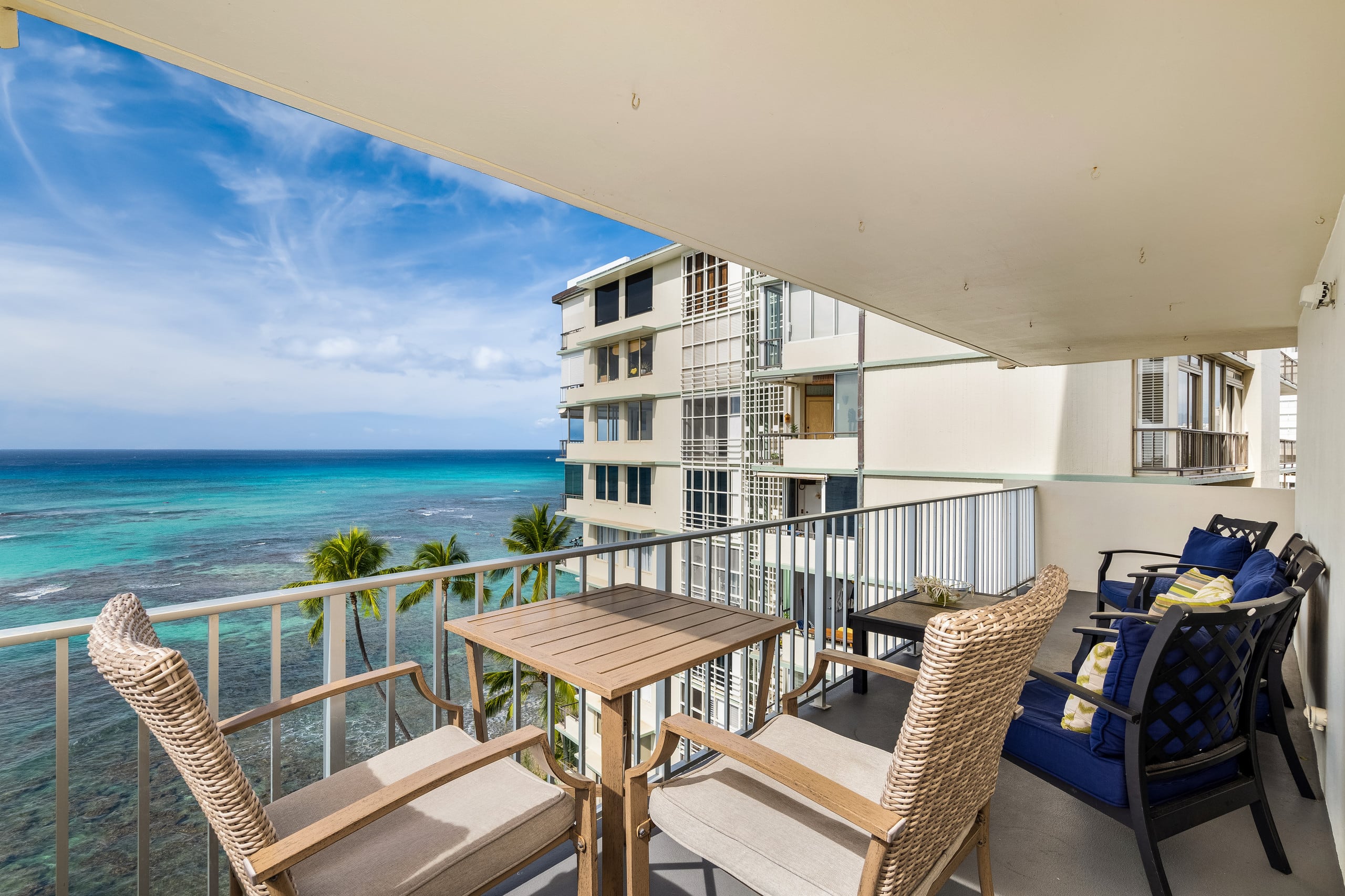 DHBH 1001 Enjoy our Waikiki slice of Paradise - Image 29