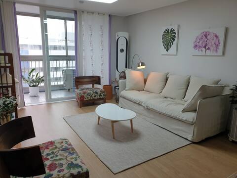 Rest home, warm home, clean and spacious space