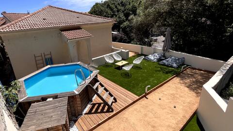 Villa with pool in the heart of Bastia