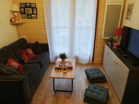 Top performing Airbnb: 1 bedroom in the quiet of the Park in Bagnères De Luchon