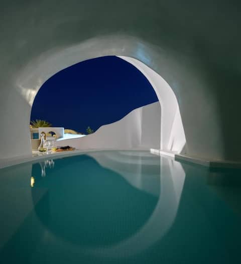 Lotus Cave Villa With Heated Plunge Pool