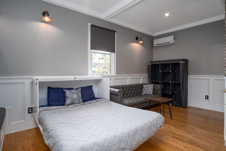 The Cozy Carriage House Of Montrose Way - Columbus, OH