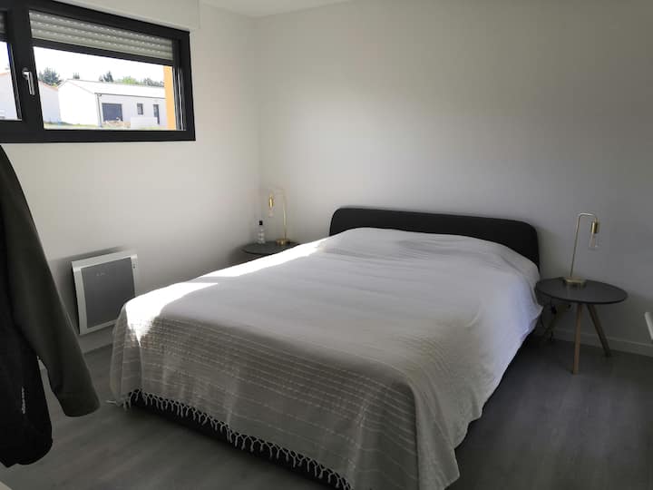 Საძინებელი 1- საწოლი 160 X 200