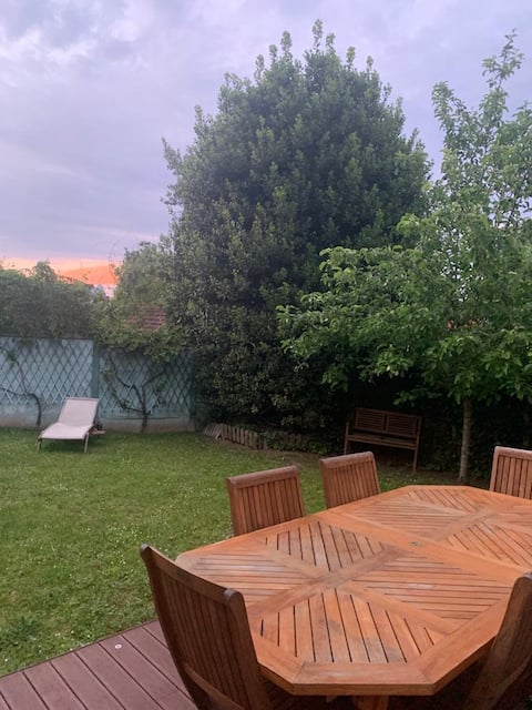 Charming house 15 minutes from Paris