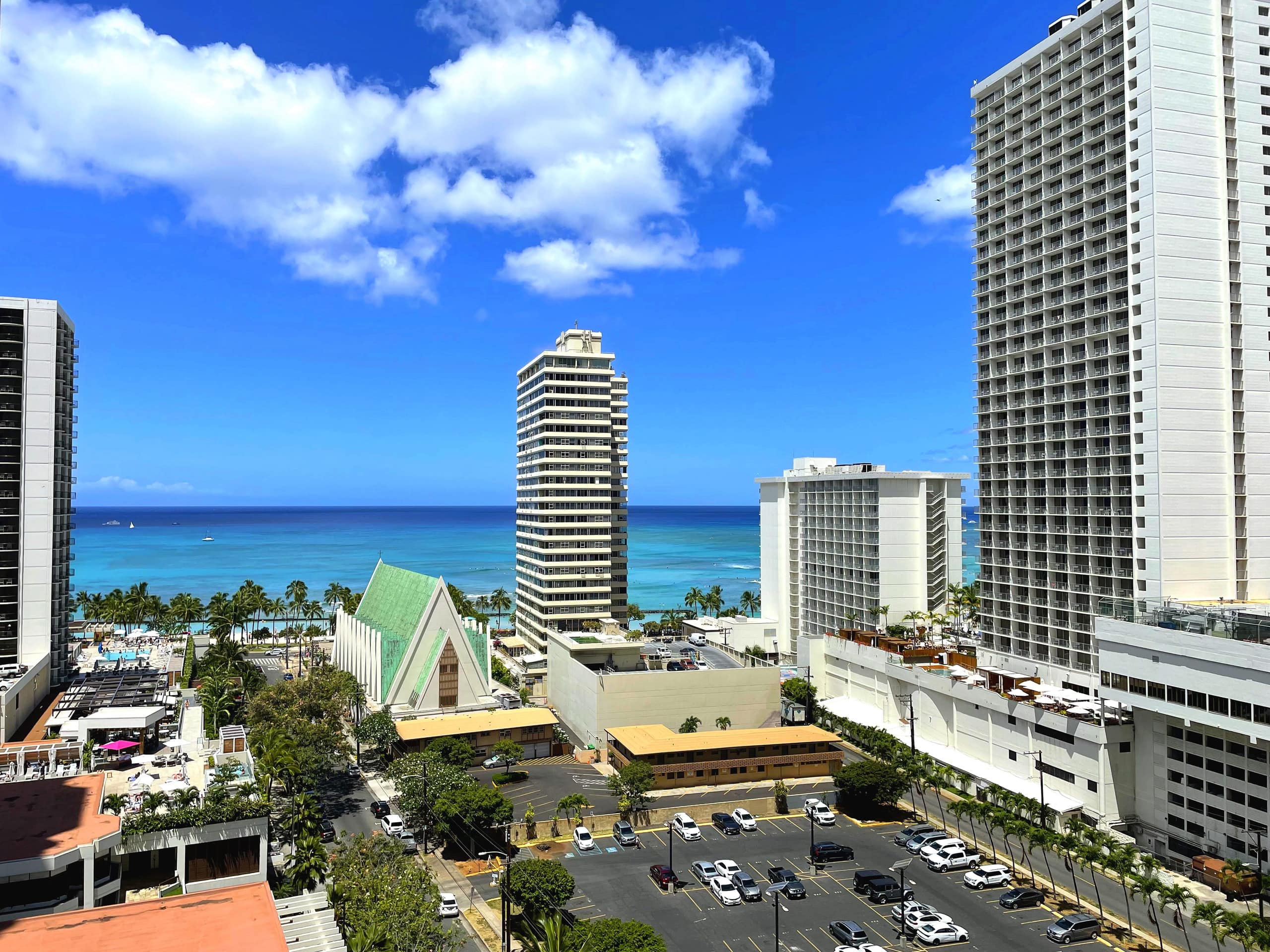 Condo in Honolulu · ★4.68 · 1 bedroom · 3 beds · 1 private bath - Image 1